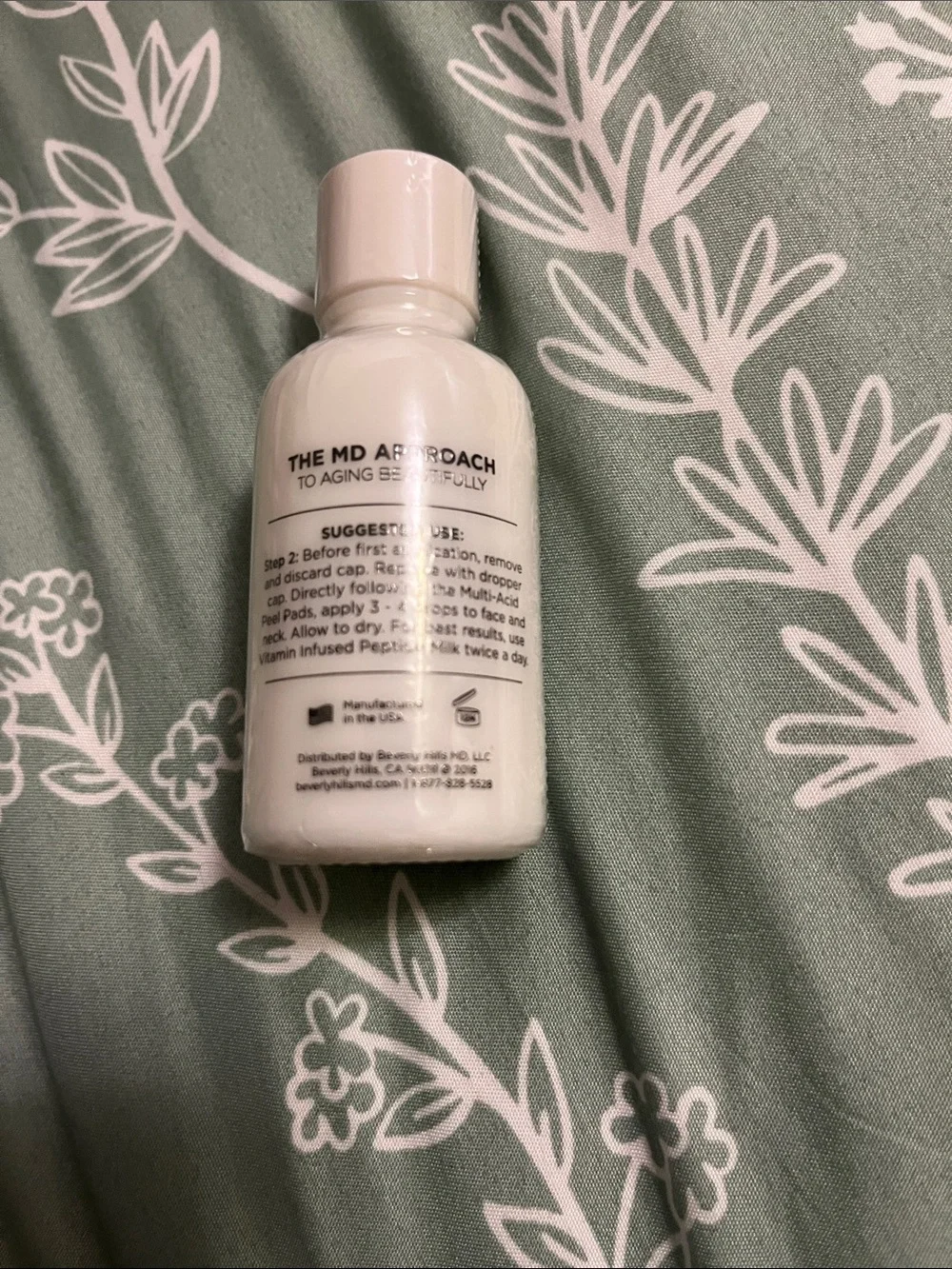 Beverly Hills MD Vitamin-Infused Peptide Milk Moisturizer - White